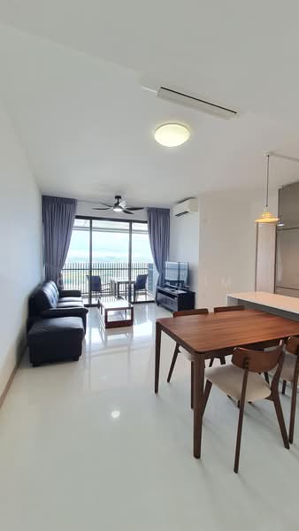 J Gateway, 2 Gateway Drive, 3 Bedrooms, 947 sqft, Condominium For Rent, by Chloe Lim, 23561001 - PropertyGuru.com.sg