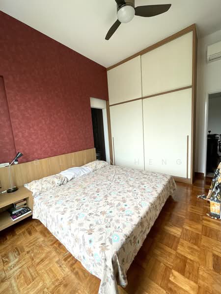 18 Pine Grove photo 5