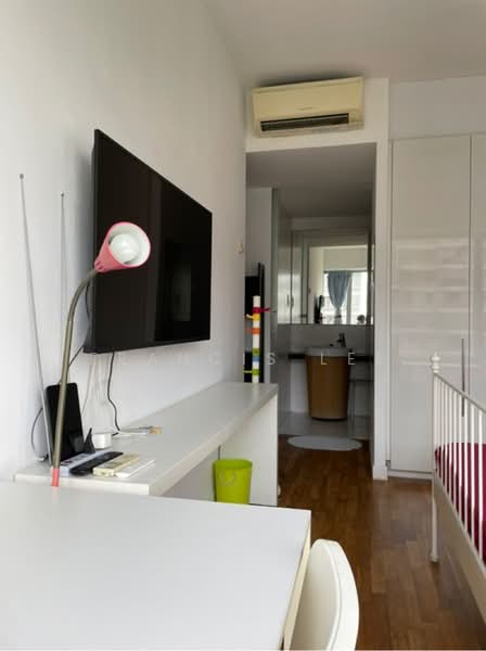 The Centris, 83 Jurong West Central 3, Room Rental, 160 sqft, Condominium For Rent, by Francis Lee, 23563150 - PropertyGuru.com.sg