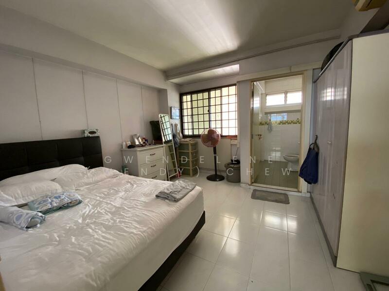 Now is 2 single bed