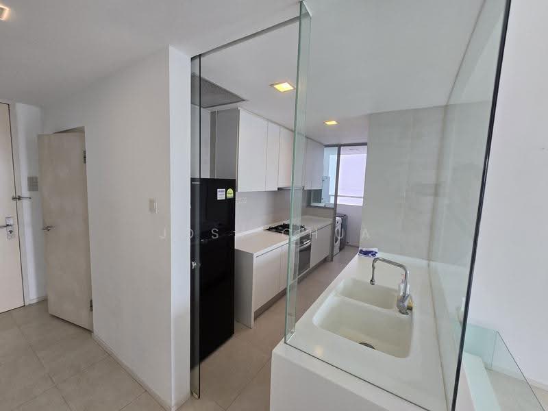 Southbank, 881 North Bridge Road, Beach Road / Bugis / Rochor, 2 Bedrooms, 969 sqft, Condominium For Rent, by Josh Chua, 23565147 - Kitchen - PropertyGuru.com.sg