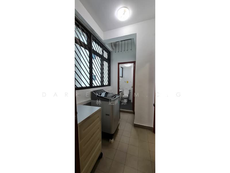 Parc Oasis, 41 Jurong East Avenue 1, 3 Bedrooms, 1,378 sqft, Condominium For Rent, by Darren Lim, 23565535 - PropertyGuru.com.sg