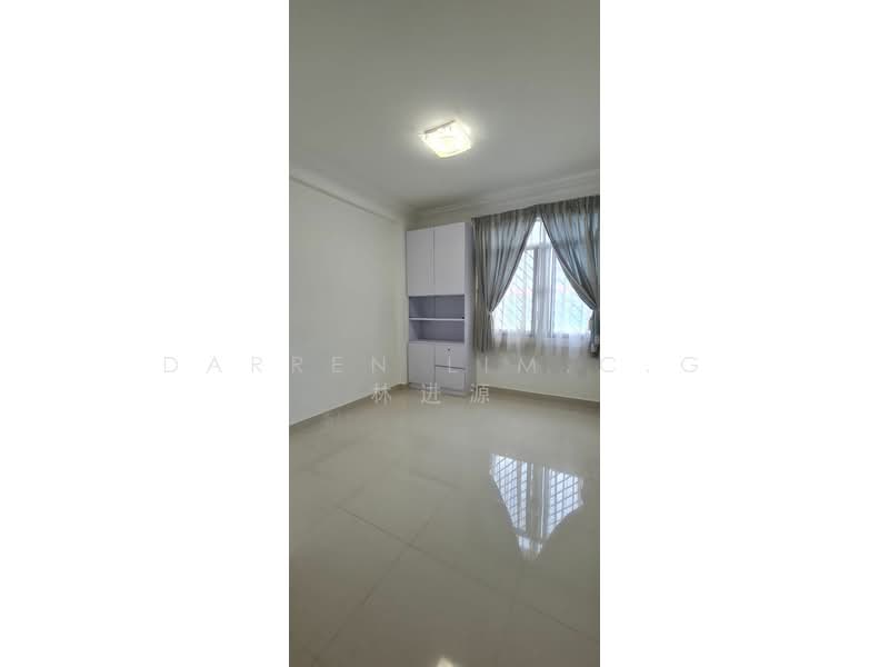 Parc Oasis, 41 Jurong East Avenue 1, 3 Bedrooms, 1,378 sqft, Condominium For Rent, by Darren Lim, 23565535 - PropertyGuru.com.sg