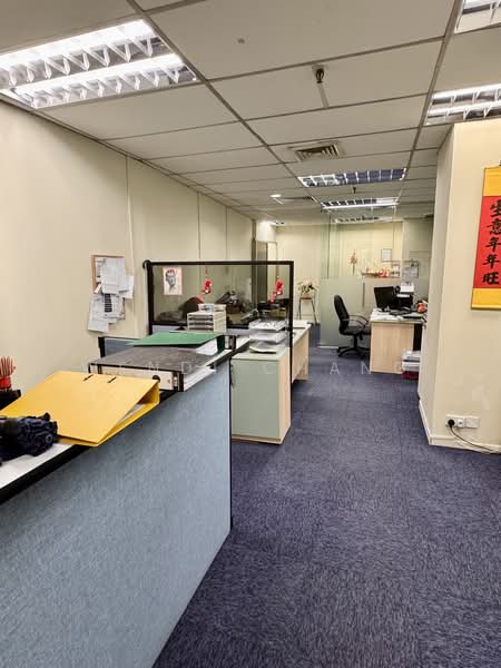 Manhattan House, 151 Chin Swee Road, Alexandra / Commonwealth, 441 sqft, Office For Sale, by Wendi Chang, 23565995 - CommercialGuru.com.sg