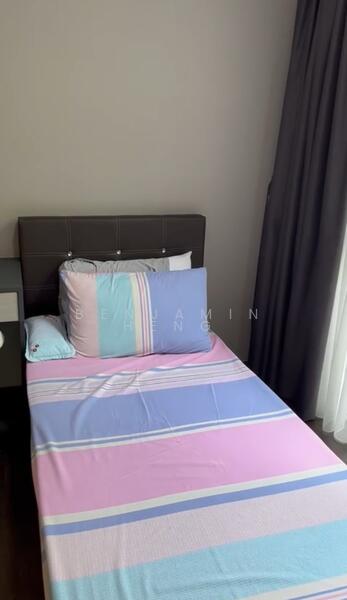 Ferraria Park Condo, 8 Flora Drive, Room Rental, 110 sqft, Condominium For Rent, by Benjamin Heng, 23567664 - PropertyGuru.com.sg