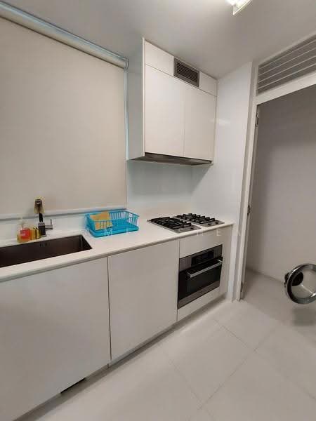 RV Residences, 471 River Valley Road, Tanglin / Holland / Bukit Timah, 3 Bedrooms, 850 sqft, Condominium For Rent, by James Shea, 23569892 - PropertyGuru.com.sg