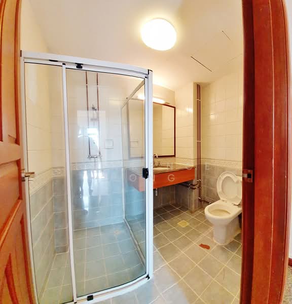 Gold Palm Mansions, 139 Lorong K Telok Kurau, 3 Bedrooms, 1,550 sqft, Apartment For Rent, by Lawrence Hong, 23572720 - PropertyGuru.com.sg