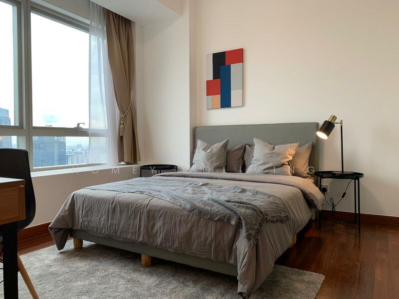 Above 60 storey with breathtaking view from The bedroom
