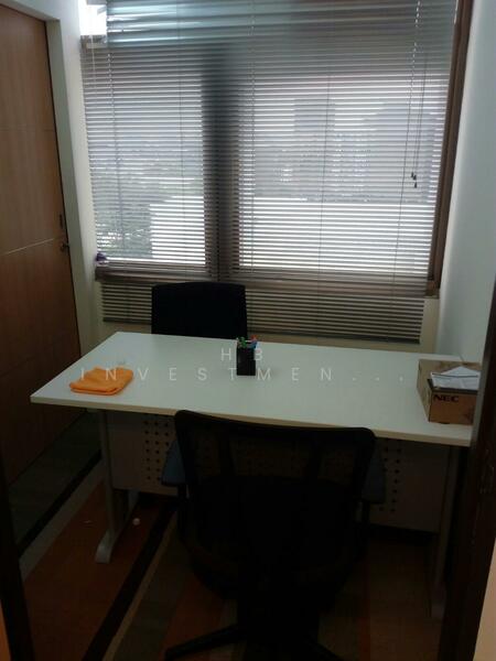 Peninsula Plaza, 111 North Bridge Road, 1,001 sqft, Office For Sale, by Mohammad, 23573818 - #17-03 1001 sqft Peninsula Plaza Sale $2750 PSF renovated furnished - Owner 96316939 - CommercialGuru.com.sg