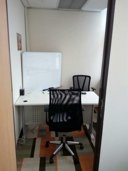Peninsula Plaza, 111 North Bridge Road, 1,001 sqft, Office For Sale, by Mohammad, 23573818 - #17-03 1001 sqft Peninsula Plaza Sale $2750 PSF renovated furnished - Owner 96316939 - CommercialGuru.com.sg