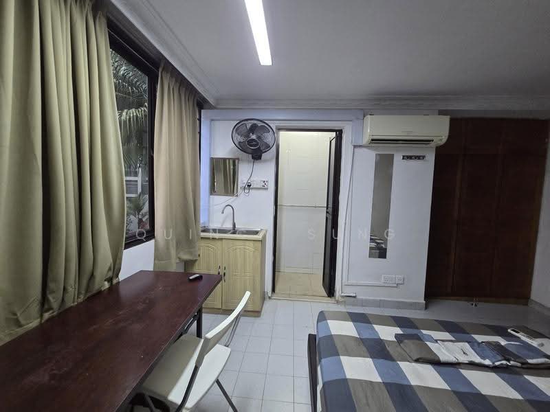 Beautiful Studio Rooms at Farrer Park MRT Rangoon Road, Rangoon Road, Farrer Park / Serangoon Rd, Studio, 250 sqft, Corner Terrace For Rent, by Quincy Sung, 23576484 - Bedroom - PropertyGuru.com.sg
