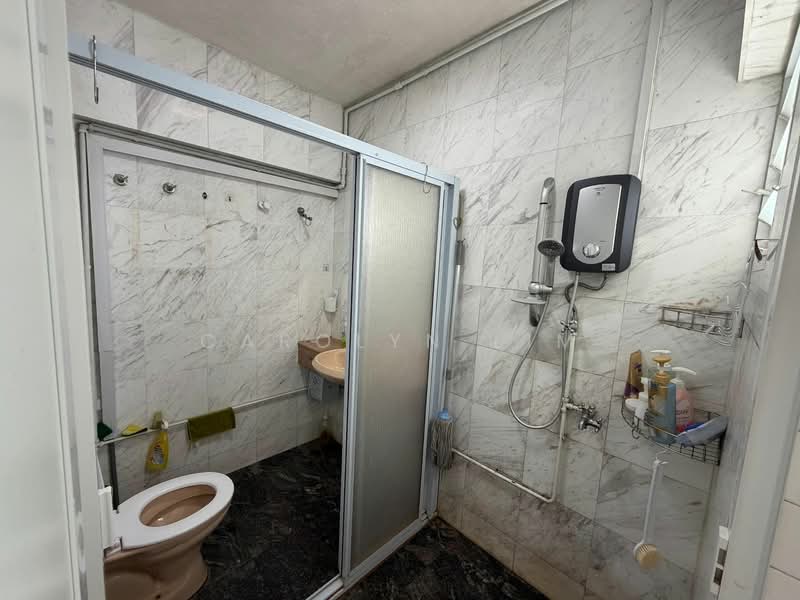 129 Pending Road, 129 Pending Road, Room Rental, 80 sqft, HDB Flat For Rent, by Carolyn Lim, 23577666 - PropertyGuru.com.sg