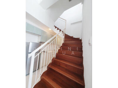 For Sale - Tyrwhitt 139