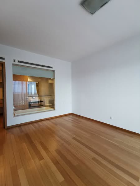 Marina Bay Residences Condominium For Sale at S$ 7,980,000 | PropertyGuru Singapore