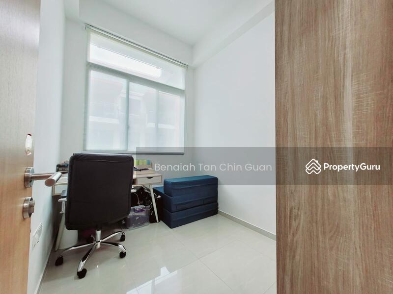 For Rent - Flora View