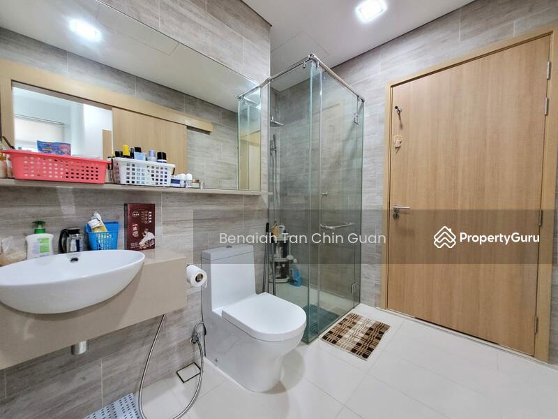 For Rent - Flora View