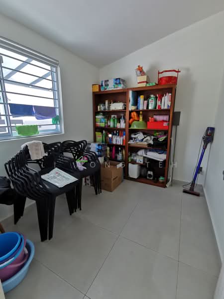 ❤️RARE SHOWFLAT LOOK HOME. FAMOUS DESIGNER. ALMOST SOLD!, Lorong Sarina, 5 Bedrooms, 3,400 sqft, Terraced House For Sale, by Li Rong Teh, 23582329 - PropertyGuru.com.sg