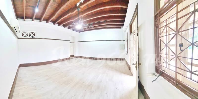 LOVELY TROPICAL HOME - FEEL IT LOVE IT, McNair Road, May Road, Boon Keng MRT, Novena MRT, 3 Bedrooms, 2,424 sqft, Conservation House For Rent, by Ken Phoon, 23582713 - PropertyGuru.com.sg