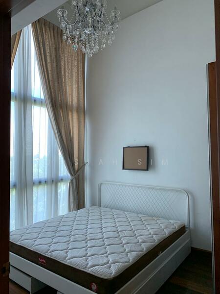 Double Volume High Ceiling With Beautiful Swarovski Crystal Chandlier