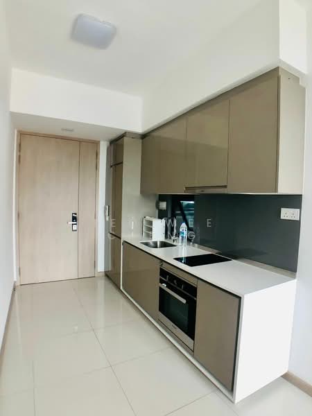 J Gateway, 2 Gateway Drive, 1 Bedroom, 474 sqft, Condominium For Rent, by Teo Wee Cheng, 23585773 - PropertyGuru.com.sg