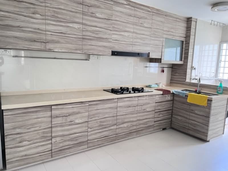 229 Tampines Street 23, 229 Tampines Street 23, 3 Bedrooms, 1,301 sqft, HDB Flat For Rent, by Vicktor Chan, 23587772 - PropertyGuru.com.sg