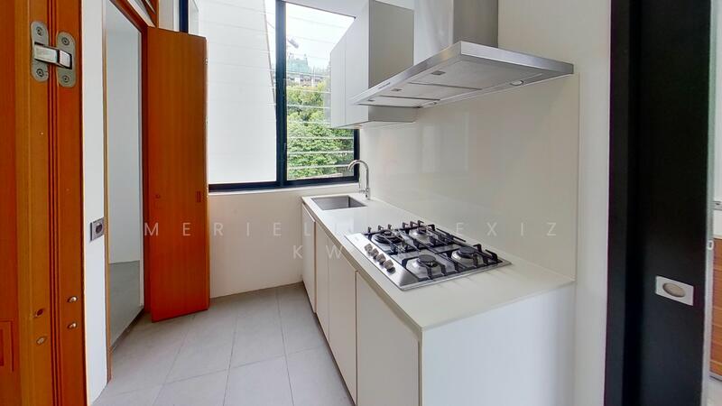 Holland V Home with pool, Holland Road, 4 Bedrooms, 4,822 sqft, Apartment For Rent, by Meriell Alexiz Kwek, 23590792 - PropertyGuru.com.sg