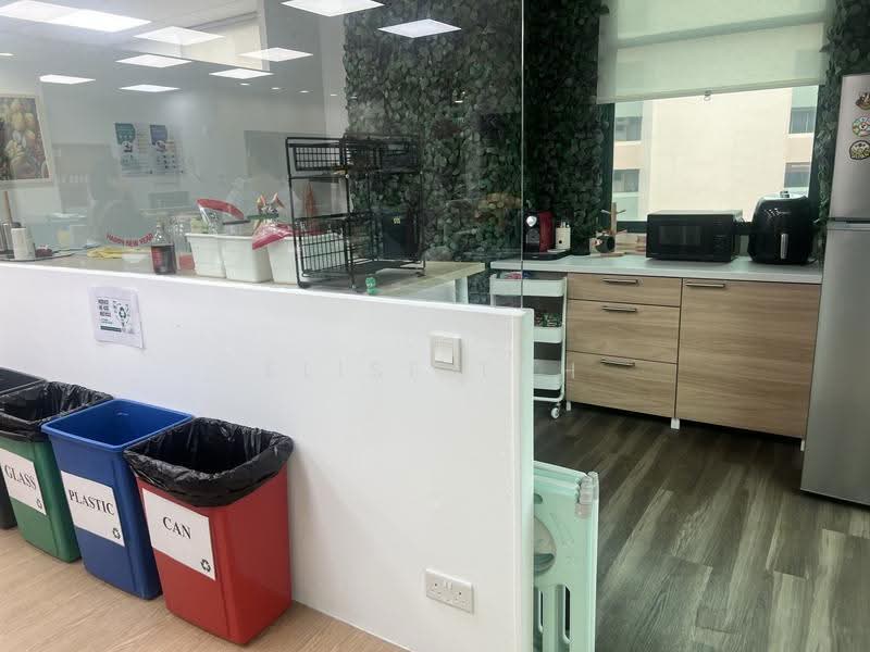 Quartz Industrial Building, 5 Upper Aljunied Link, Macpherson / Potong Pasir, 1,648 sqft, Office For Rent, by Elise Toh, 23591526 - Kitchen - CommercialGuru.com.sg