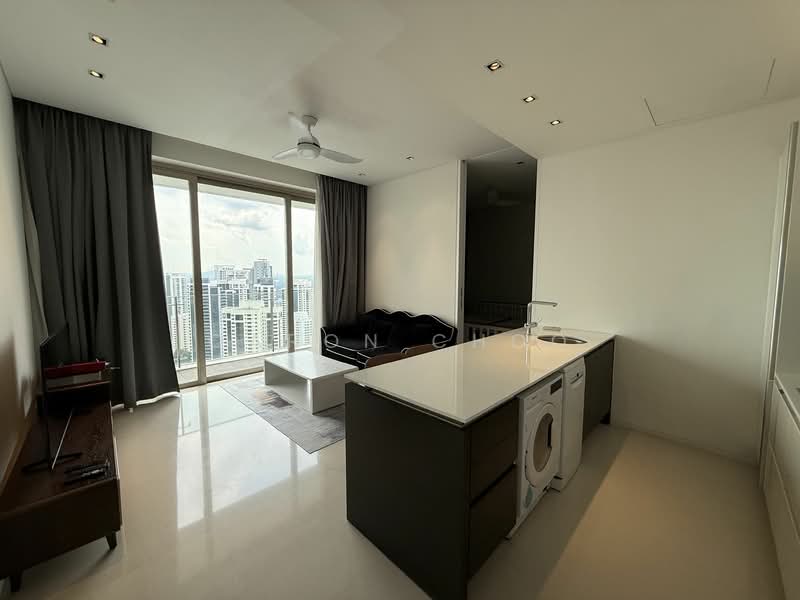 Scotts Square, 6 Scotts Road, 1 Bedroom, 624 sqft, Apartment For Sale, by Caron Choo, 23591909 - PropertyGuru.com.sg