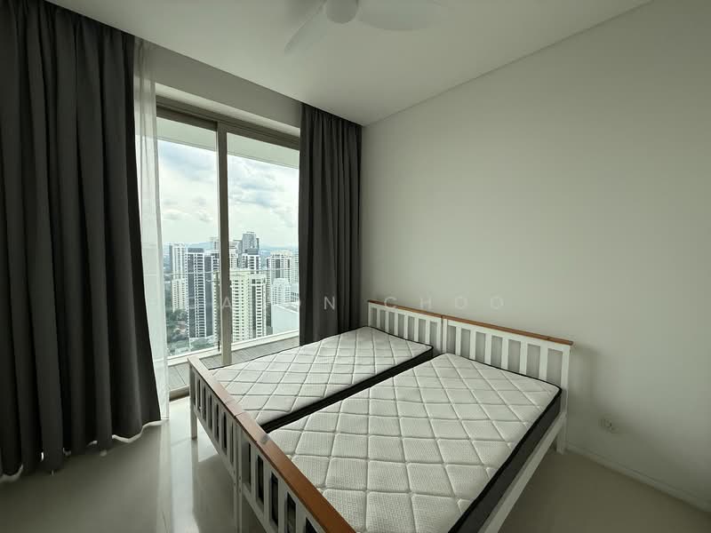 Scotts Square, 6 Scotts Road, 1 Bedroom, 624 sqft, Apartment For Sale, by Caron Choo, 23591909 - PropertyGuru.com.sg