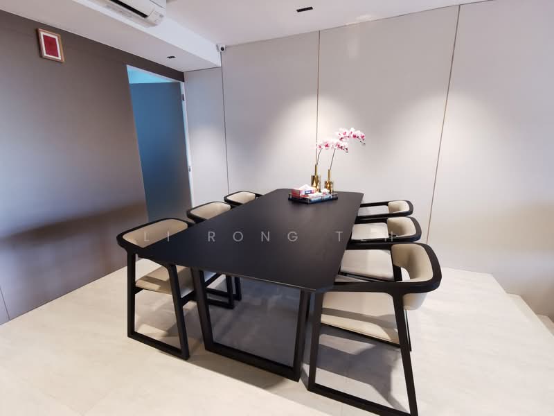 ❤️ WOW SHOWFLAT LOOK ALIKE MOVE IN CONDITION FH LANDED. ALMOST SOLD!, Lorong Sarina, 4 Bedrooms, 3,400 sqft, Terraced House For Sale, by Li Rong Teh, 23592693 - PropertyGuru.com.sg