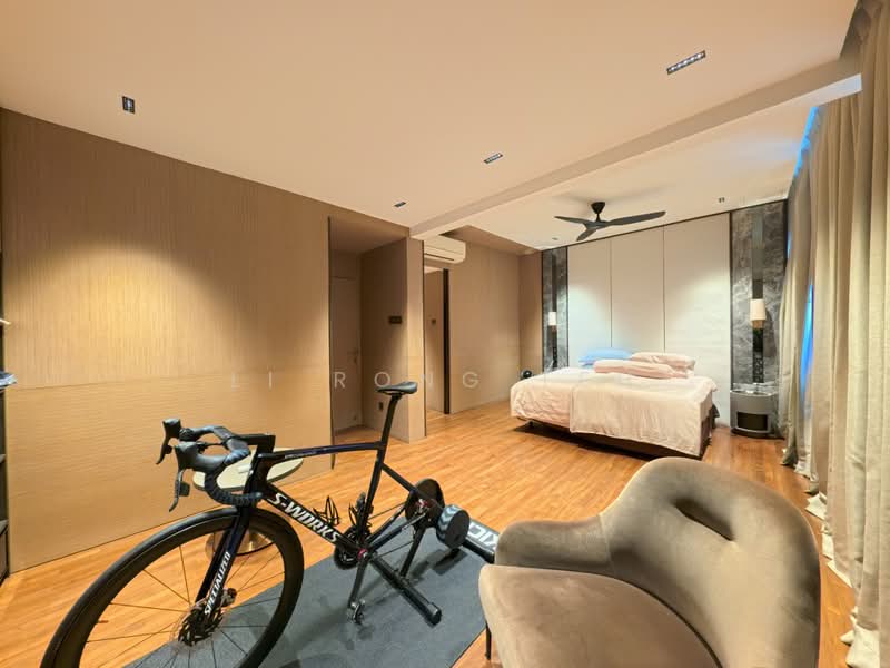 ❤️ WOW SHOWFLAT LOOK ALIKE MOVE IN CONDITION FH LANDED. ALMOST SOLD!, Lorong Sarina, 4 Bedrooms, 3,400 sqft, Terraced House For Sale, by Li Rong Teh, 23592693 - PropertyGuru.com.sg