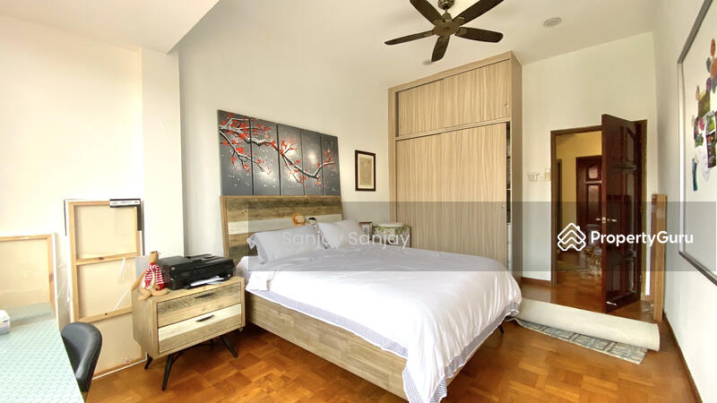 For Sale - Mugliston Park Corner Terrace With Unblocked View Of Park Connector