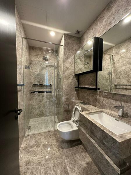 Martin Modern, 8 Martin Place, 2 Bedrooms, 850 sqft, Apartment For Rent, by Kimberly Lim 林梨梅, 23595776 - PropertyGuru.com.sg