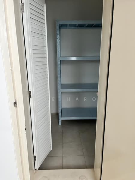The Grange, 3 Grange Garden, 3 Bedrooms, 1,766 sqft, Condominium For Rent, by Rose Haron, 23595912 - Maid's room - PropertyGuru.com.sg