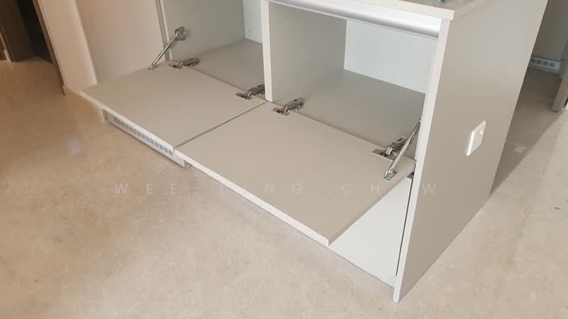 Seaside Residences, 12 Siglap Link, 2 Bedrooms, 807 sqft, Condominium For Rent, by Wee-Ling Chew, 23596281 - More storage solutions at the exterior of the kitchen  - PropertyGuru.com.sg