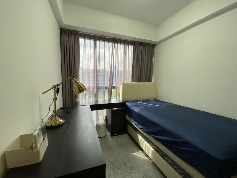 Lake Grande, 10 Jurong Lake Link, 2 Bedrooms, 818 sqft, Condominium For Rent, by David Ho, 23596581 - PropertyGuru.com.sg