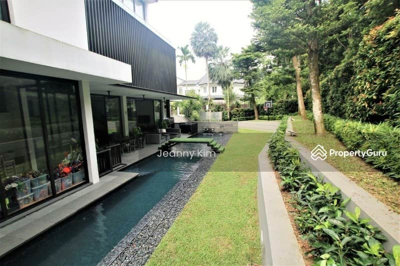 For Sale - Lornie Gardens