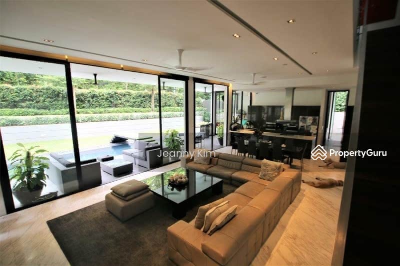 For Sale - Lornie Gardens