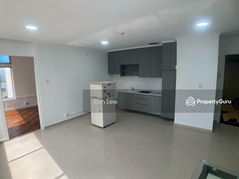 FUNCTIONAL LIVING / DINING