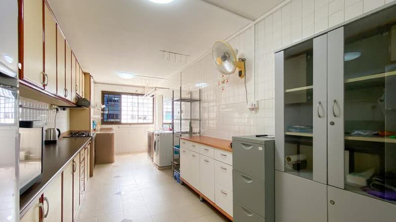 316 Bukit Batok Street 32, 316 Bukit Batok Street 32, Dairy Farm / Bukit Panjang / Choa Chu Kang, 2 Bedrooms, 1,000 sqft, HDB Flat For Rent, by Alfred Tan, 23602383 - Kitchen - PropertyGuru.com.sg