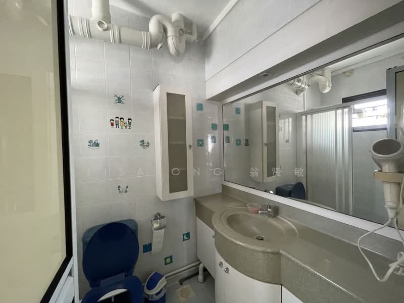 70 Redhill Close, 70 Redhill Close, 3 Bedrooms, 1,076 sqft, HDB Flat For Rent, by Lisa Ong 翁贤敏, 23603379 - PropertyGuru.com.sg