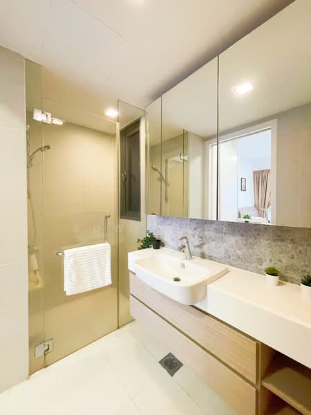 The Lakefront Residences, 46 Lakeside Drive, 2 Bedrooms, 721 sqft, Condominium For Rent, by Edwin Lee, 23606316 - PropertyGuru.com.sg