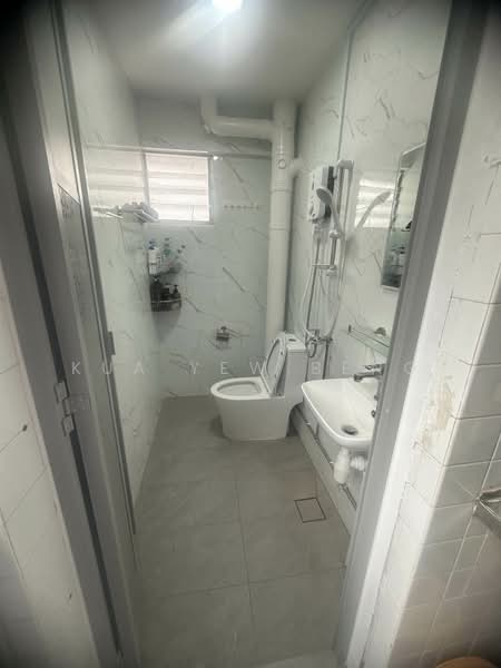 477 Tampines Street 43, 477 Tampines Street 43, Room Rental, 110 sqft, HDB Flat For Rent, by Kua Yew Beng, 23608475 - PropertyGuru.com.sg