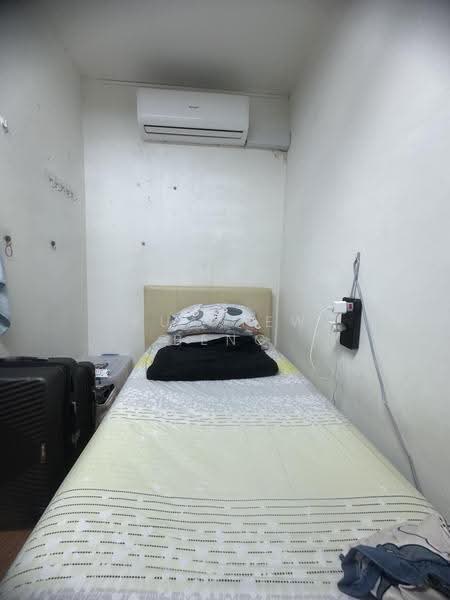 477 Tampines Street 43, 477 Tampines Street 43, Pasir Ris / Tampines, Room Rental, 110 sqft, HDB Flat For Rent, by Kua Yew Beng, 23608475 - Bedroom - PropertyGuru.com.sg