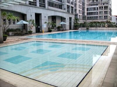 For Rent - UE Square