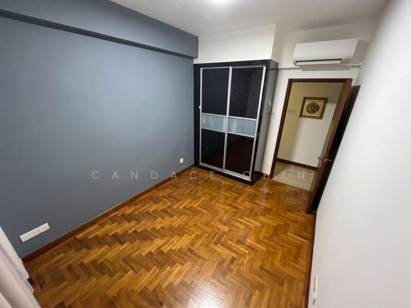 East Meadows, 34 Tanah Merah Kechil Road, Bedok / Upper East Coast, 4 Bedrooms, 1,356 sqft, Condominium For Sale, by Candace Chin, 23609700 - Bedroom - PropertyGuru.com.sg