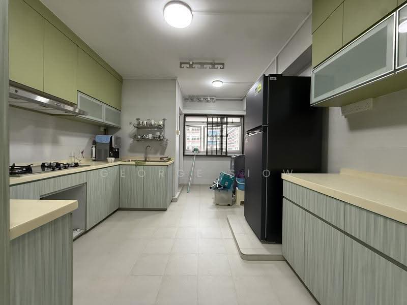 372 Tampines Street 34, 372 Tampines Street 34, Pasir Ris / Tampines, 3 Bedrooms, 1,076 sqft, HDB Flat For Rent, by George Siow, 23610069 - Kitchen - PropertyGuru.com.sg