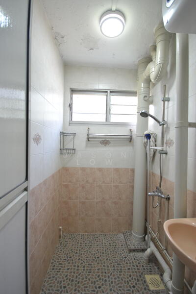 For Rent - 1 Lorong Lew Lian