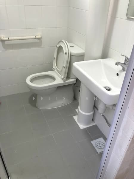 181 Ang Mo Kio Avenue 5, 181 Ang Mo Kio Avenue 5, 2 Bedrooms, 721 sqft, HDB Flat For Rent, by Felix Tan, 23611302 - PropertyGuru.com.sg