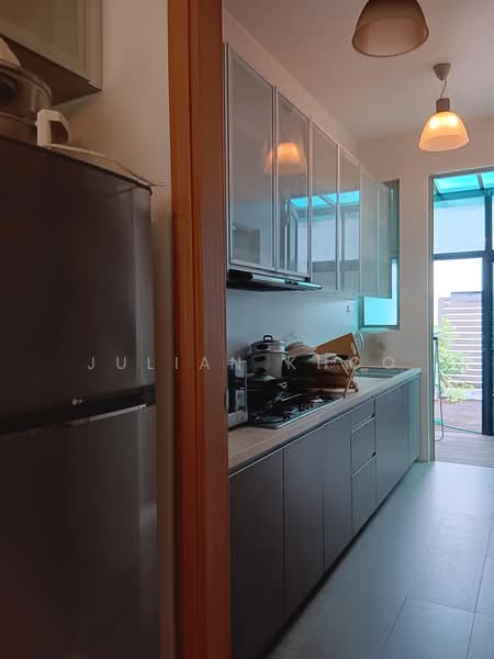 No Owner! Master Room @ Tanah Merah, Tanah Merah Kechil Rd South, Room Rental, 306 sqft, Terraced House For Rent, by Julian Khoo, 23611642 - PropertyGuru.com.sg